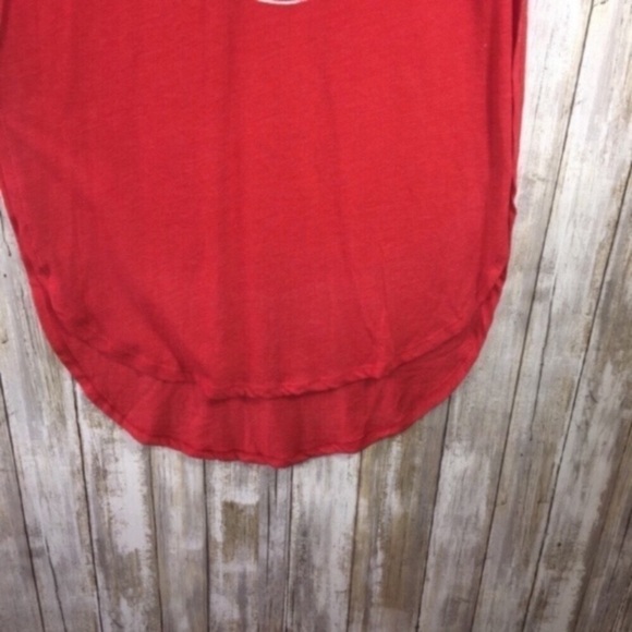 NCAA Western Kentucky Hilltoppers High Low Red Tee Women’s Medium - Picture 3 of 5